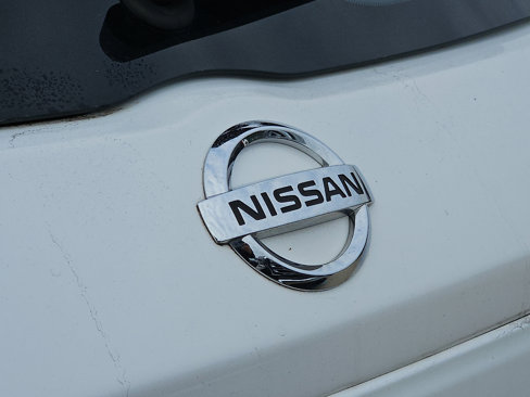 Used 2020 Nissan Kicks SR image 8