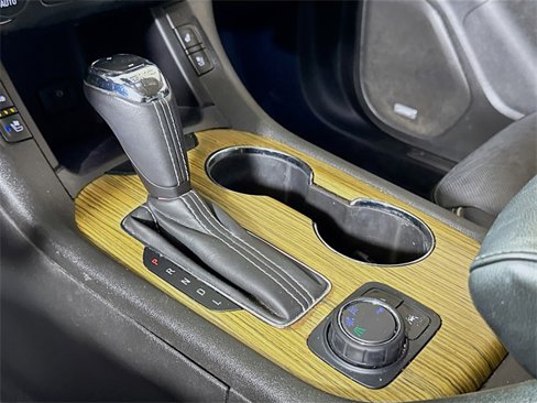Used 2018 GMC Acadia Denali image 15