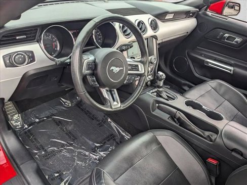 Used 2017 Ford Mustang Premium image 10