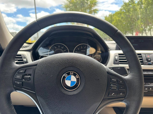 Used 2018 BMW 320i Sedan image 15