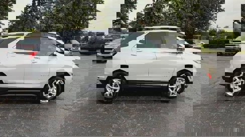 Used 2022 Chevrolet Equinox LT image 9