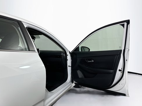 Used 2022 Nissan Sentra SV image 30