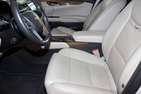 Used 2019 Cadillac XTS Luxury image 18