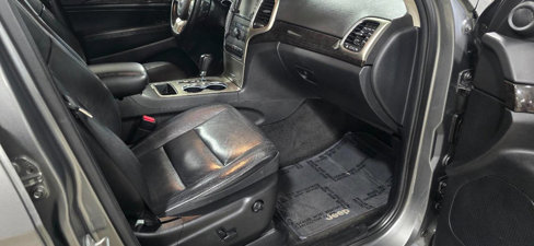 Used 2012 Jeep Grand Cherokee Laredo image 16