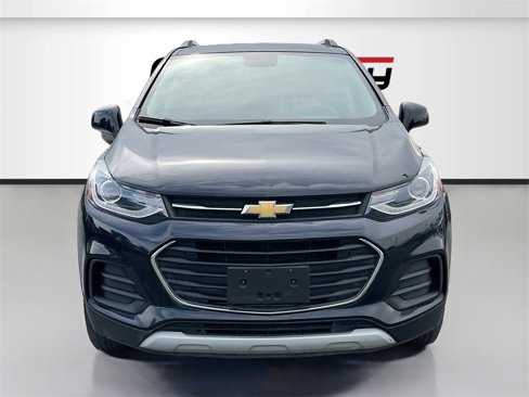 Used 2021 Chevrolet Trax LT image 2