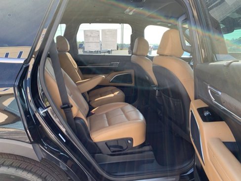Used 2022 Kia Telluride SX w/ Towing Package image 17
