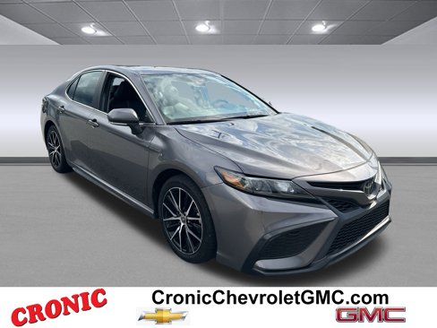 Used 2023 Toyota Camry SE image 1