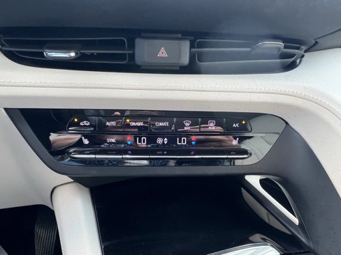 Certified 2021 Buick Envision Essence image 27