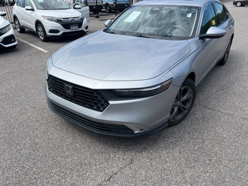 Certified 2023 Honda Accord EX image 1