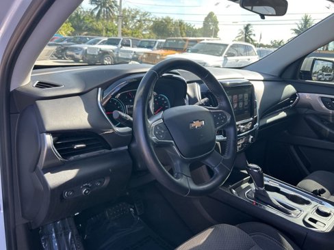 Used 2019 Chevrolet Traverse LT image 11