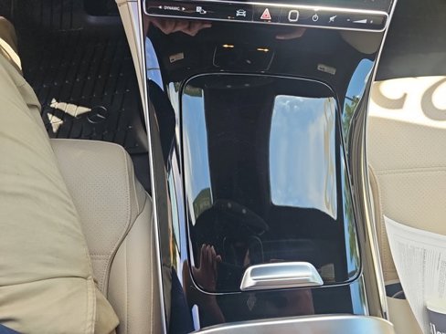 Certified 2022 Mercedes-Benz C 300 4MATIC Sedan image 17