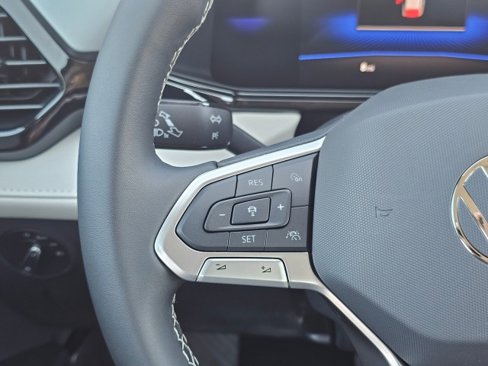 New 2025 Volkswagen Taos S image 27
