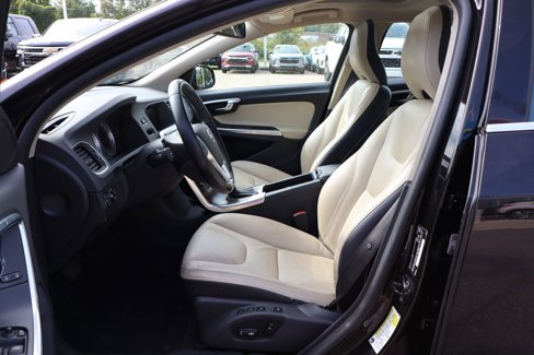 Used 2013 Volvo S60 T5 image 8