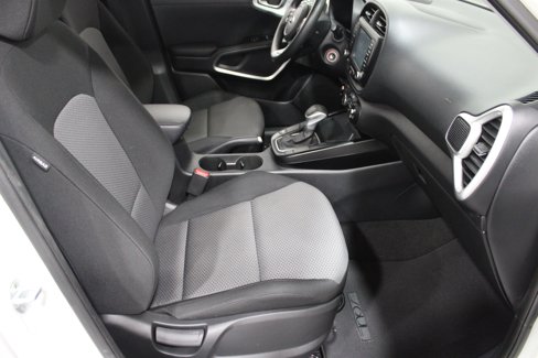 Used 2020 Kia Soul LX image 23