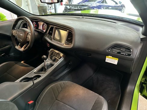 Used 2015 Dodge Challenger SRT Hellcat image 18