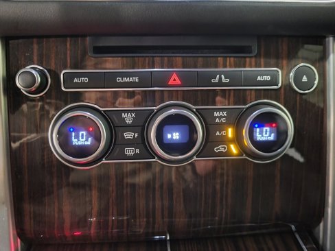 Used 2016 Land Rover Range Rover Supercharged image 16