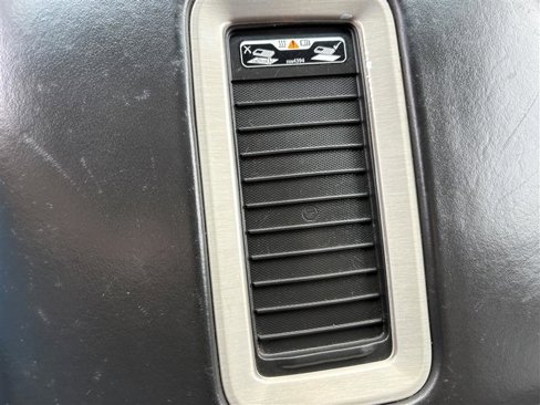 Used 2020 GMC Yukon XL Denali image 30