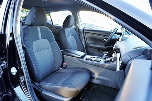 Used 2024 Nissan Sentra SV image 12