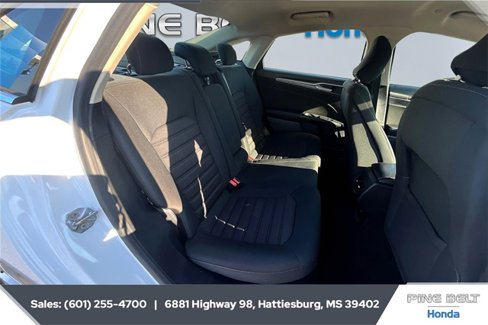 Used 2019 Ford Fusion SE image 20