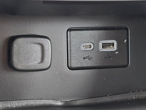 Used 2022 GMC Acadia SLE w/ Driver Convenience Package image 27