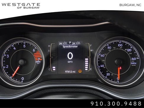 Used 2019 Jeep Cherokee Latitude Plus w/ Comfort/Convenience Group image 21