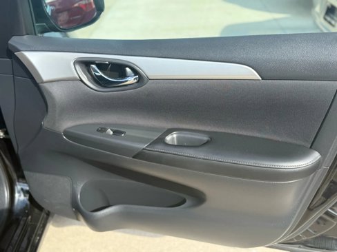 Used 2019 Nissan Sentra S image 25