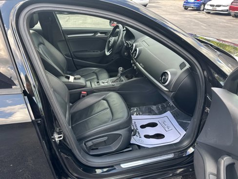 Used 2018 Audi A3 2.0T Premium image 24