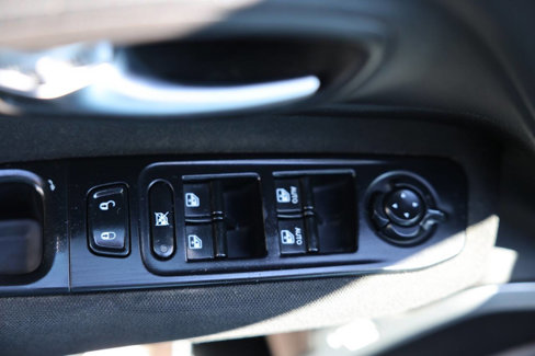 Used 2018 Jeep Renegade Sport w/ Power & Air Group image 17