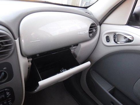 Used 2002 Chrysler PT Cruiser Limited image 30