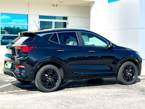 Used 2024 Buick Encore GX Sport Touring image 4