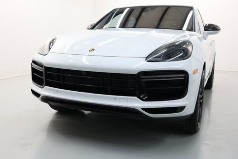 Used 2020 Porsche Cayenne Turbo image 55
