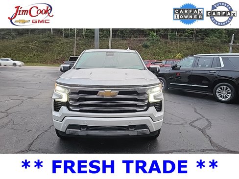 Used 2023 Chevrolet Silverado 1500 High Country w/ High Country Premium Package image 3