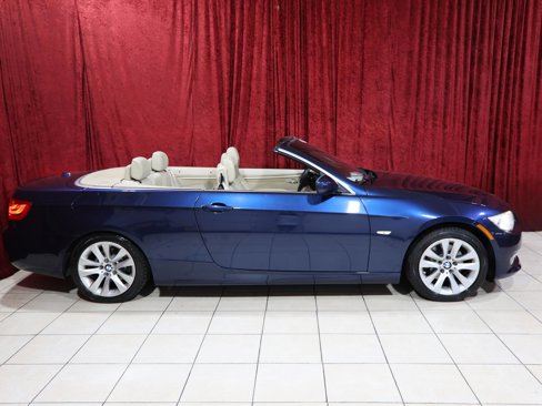 Used 2011 BMW 328i Convertible image 9