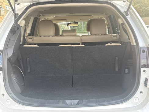 Used 2018 Mitsubishi Outlander SEL image 12