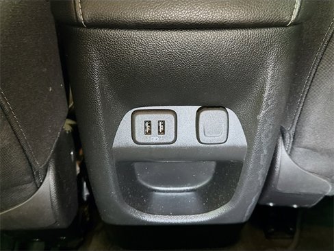 Used 2021 Chevrolet Colorado LT image 21