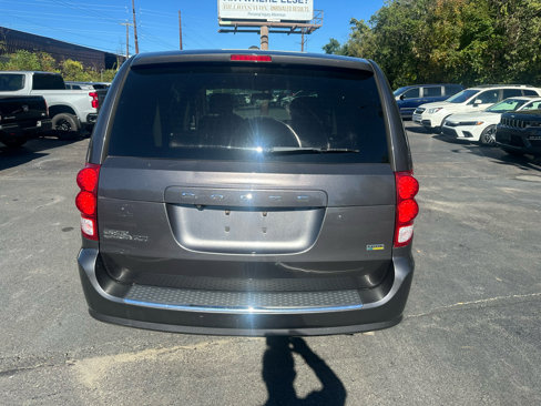 Used 2017 Dodge Grand Caravan SE w/ Power Window Group image 6