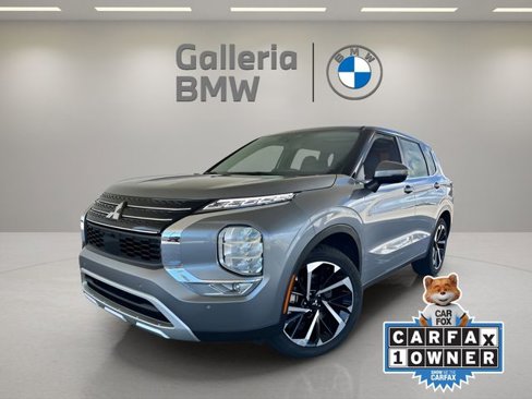 Used 2024 Mitsubishi Outlander SE image 1