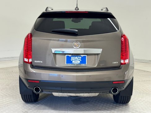 Used 2015 Cadillac SRX Luxury w/ Driver Awareness Package image 8