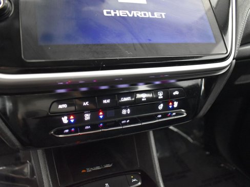 Used 2022 Chevrolet Bolt EUV LT w/ Convenience Package image 20