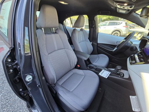 New 2025 Toyota Corolla SE image 13