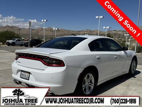 Used 2022 Dodge Charger SXT image 4