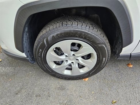 Used 2019 Toyota RAV4 LE image 23