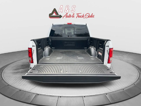 Used 2016 Ford F150 Lariat w/ Trailer Tow Package image 19