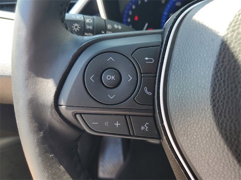 Used 2021 Toyota Corolla XSE image 19