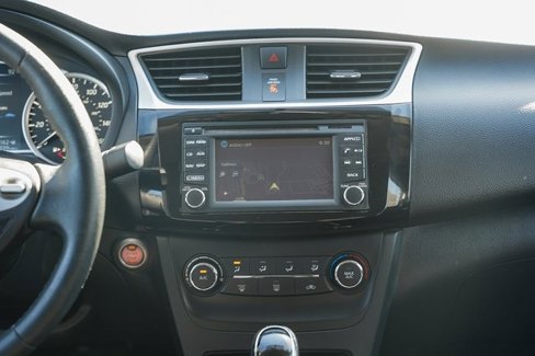 Certified 2016 Nissan Sentra SV w/ Driver's Assist Package image 14
