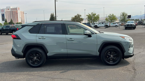 Used 2019 Toyota RAV4 XLE w/ Carpet Mat Package image 4