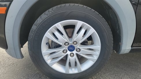 Used 2010 Ford Transit Connect XLT image 9