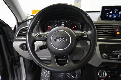 Used 2015 Audi Q3 2.0T Prestige image 4