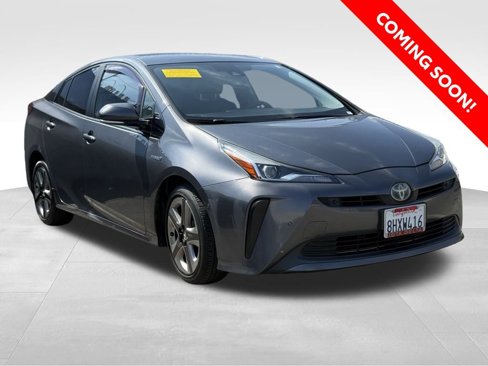 Used 2019 Toyota Prius XLE image 1