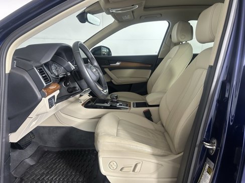 Certified 2022 Audi Q5 2.0T Premium w/ Convenience Package image 13